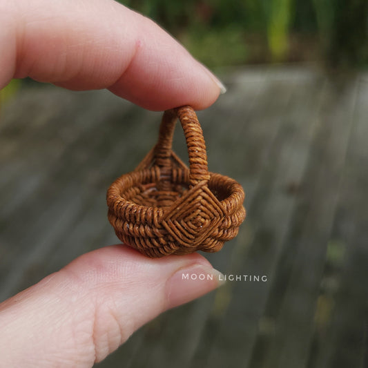 Miniature Ribbed Basket