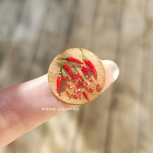 Chilli on round board
