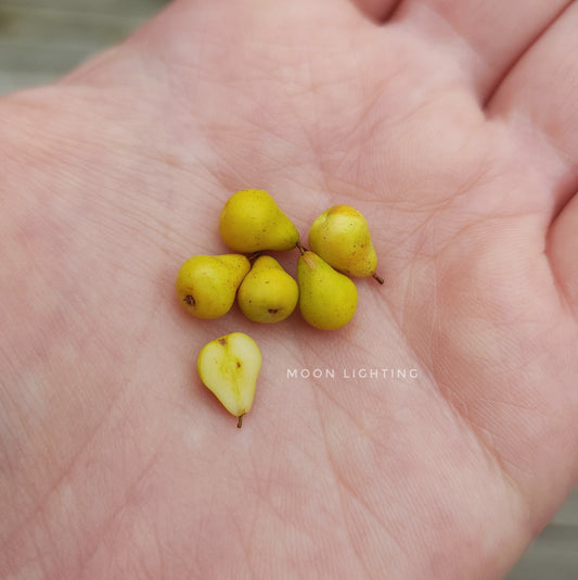 Set of pears