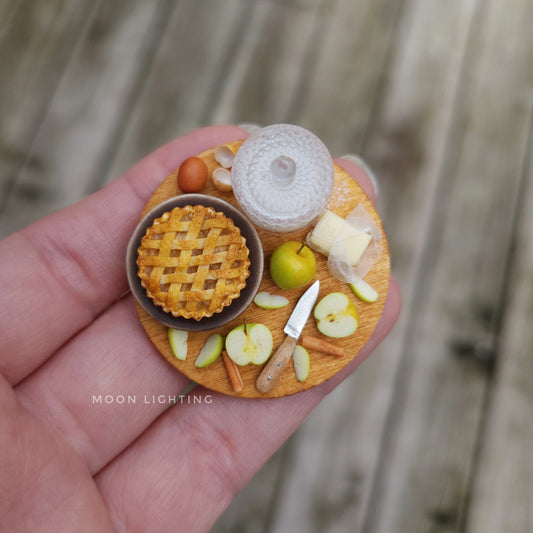 Apple pie board
