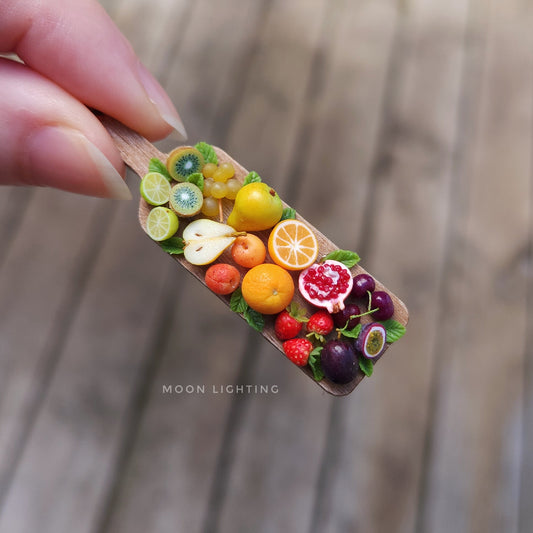 Rainbow fruit board