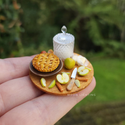 Apple pie board