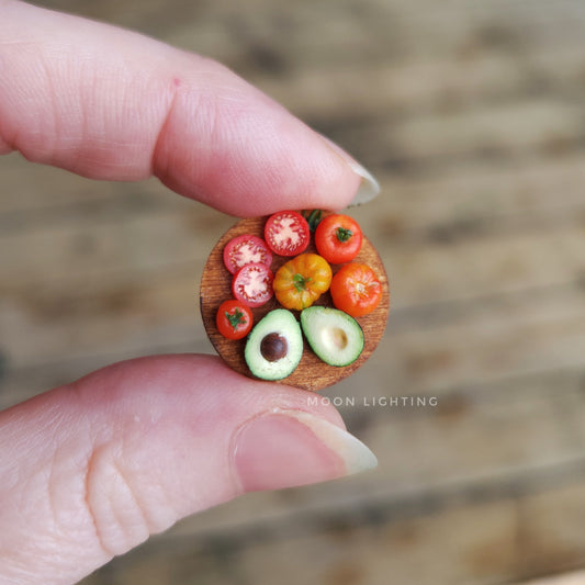 Avocado and tomato board